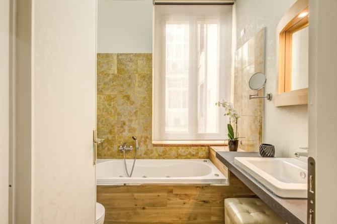Smart Lux Roma Veneto Ξενοδοχείο Εξωτερικό φωτογραφία